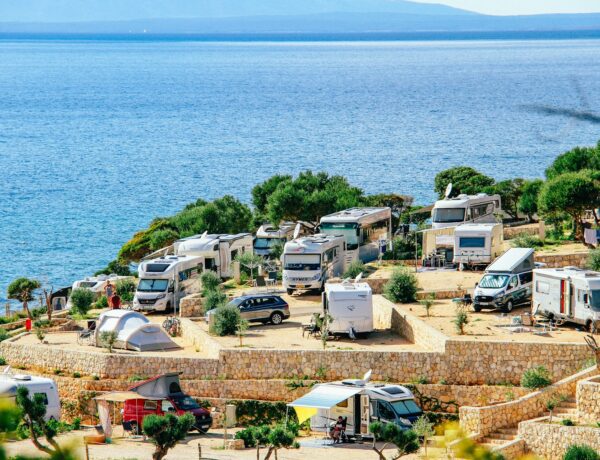 Where to Safely Park Your Vehicle While You Discover Hidden Outdoor Treasures