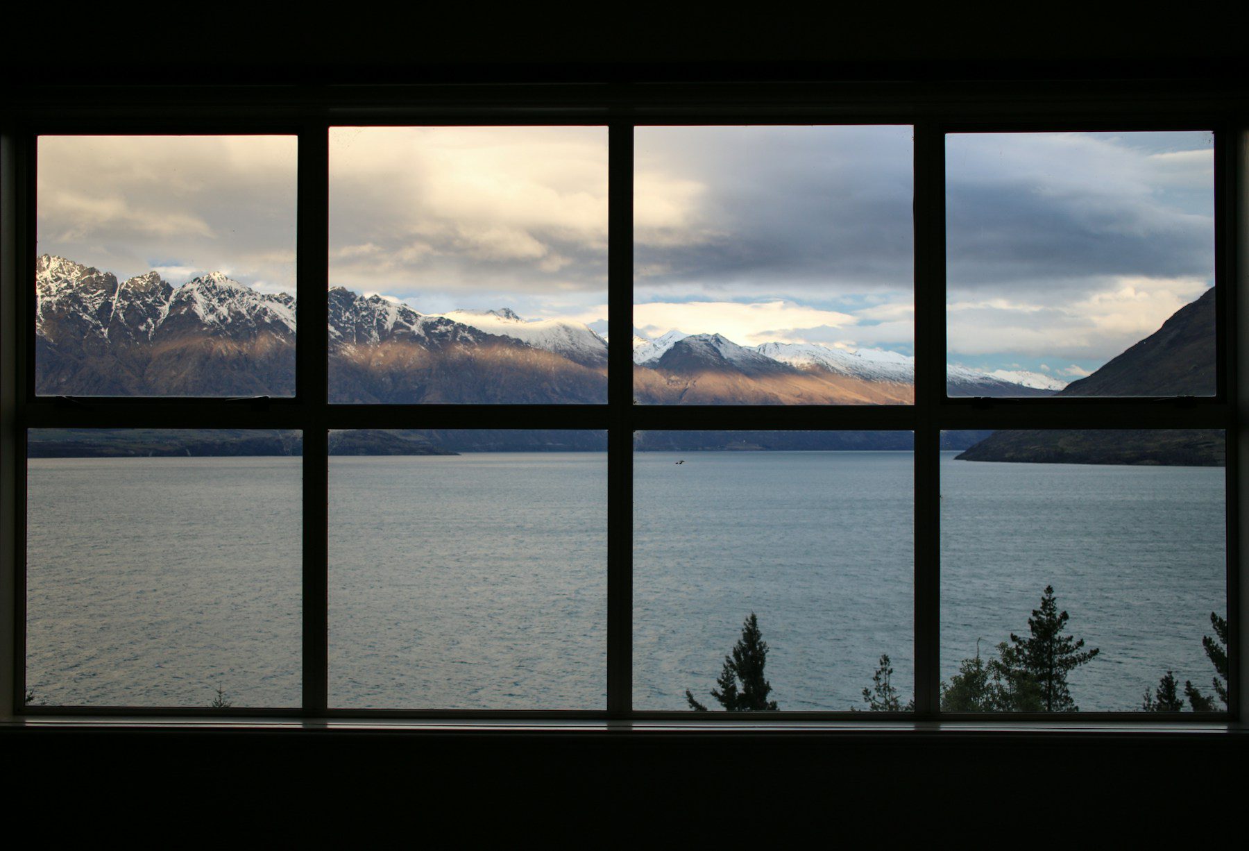 Why Window Replacement Is Better Than Repair: Window Replacement or Repair