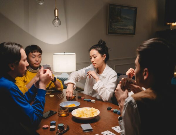 What Do You Need to Host the Perfect Poker Night at Home?