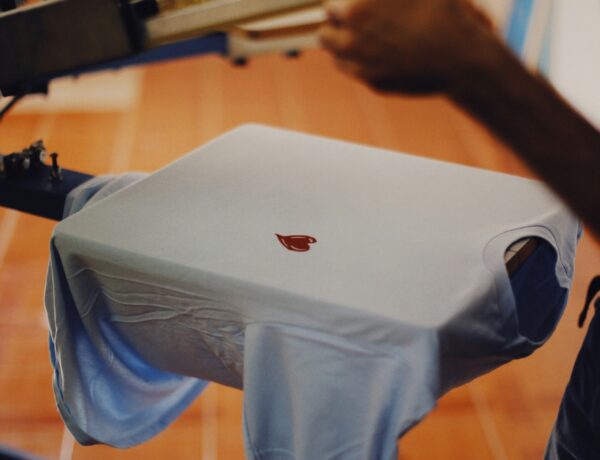 Why Independent Clothing Brands Are Turning to Local Print Shops to Build Their Identity