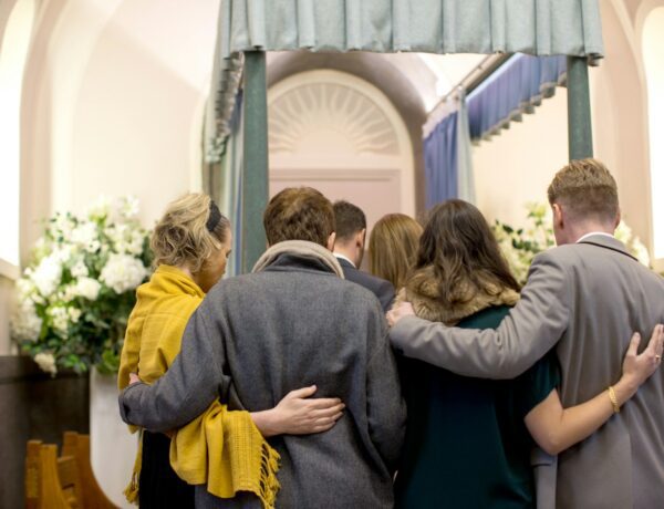 Tips for Managing Grief While Making Funeral Arrangements