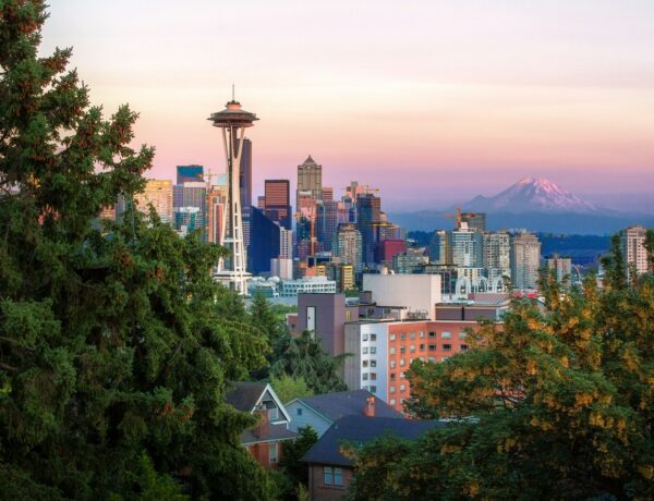 Why Hiring a Local Seattle Realtor Could Save You Thousands?