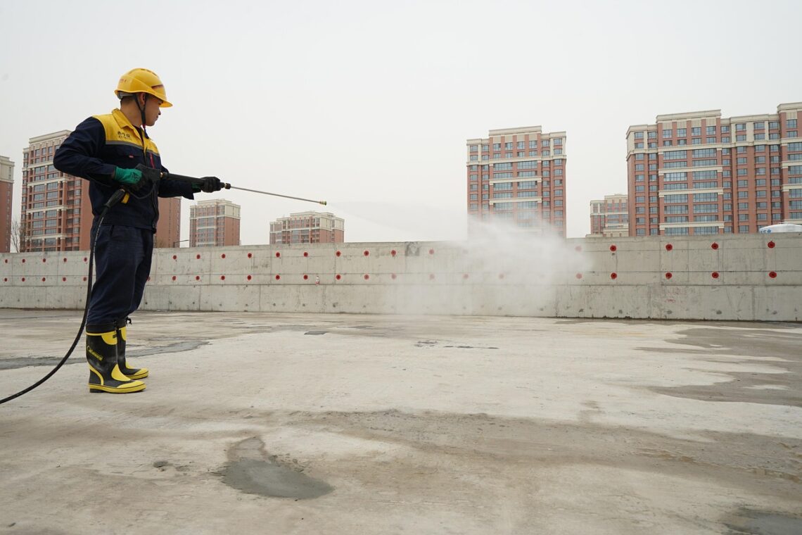 How Does Commercial Waterproofing Work?