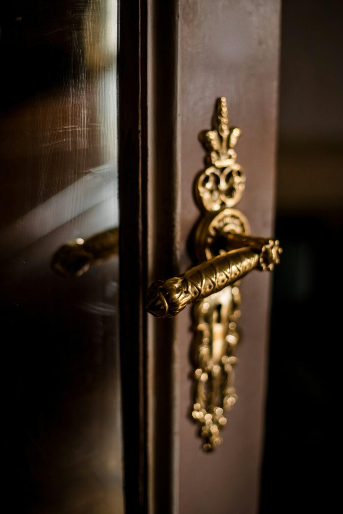 The Hidden Differences Between Door Handle Styles That Affect Your Whole Home