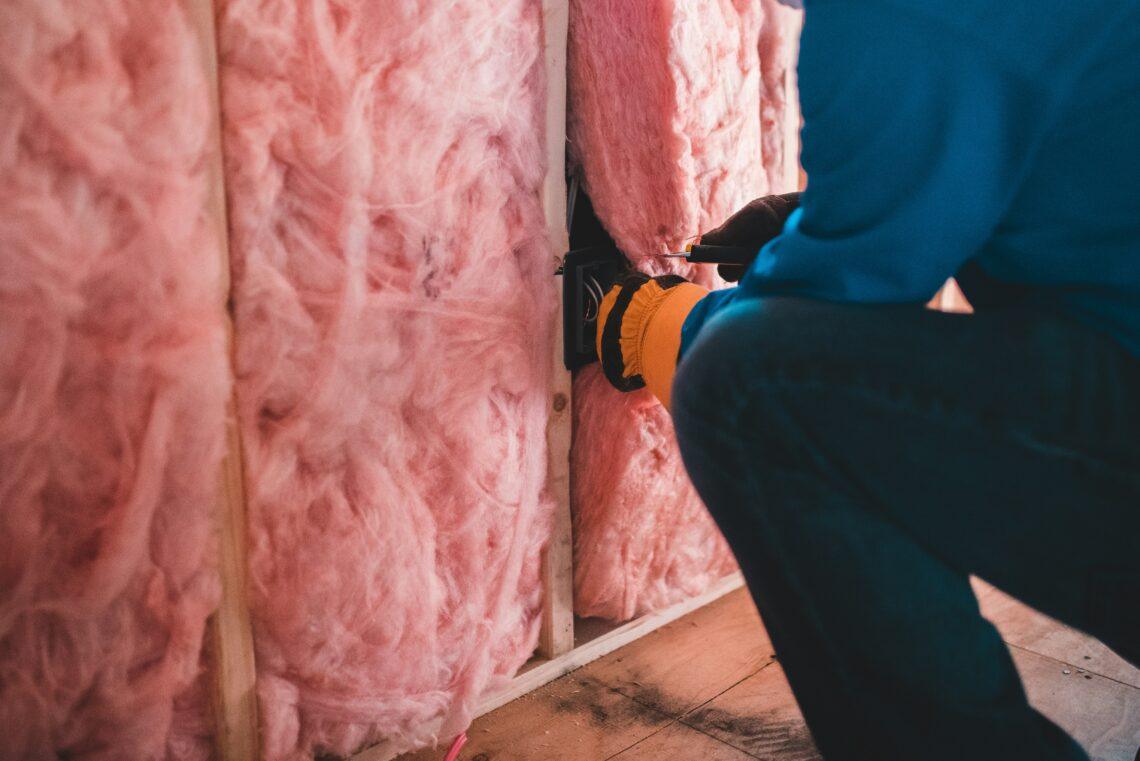 How the Right Insulation Products Can Transform an Uncomfortable Metal Building