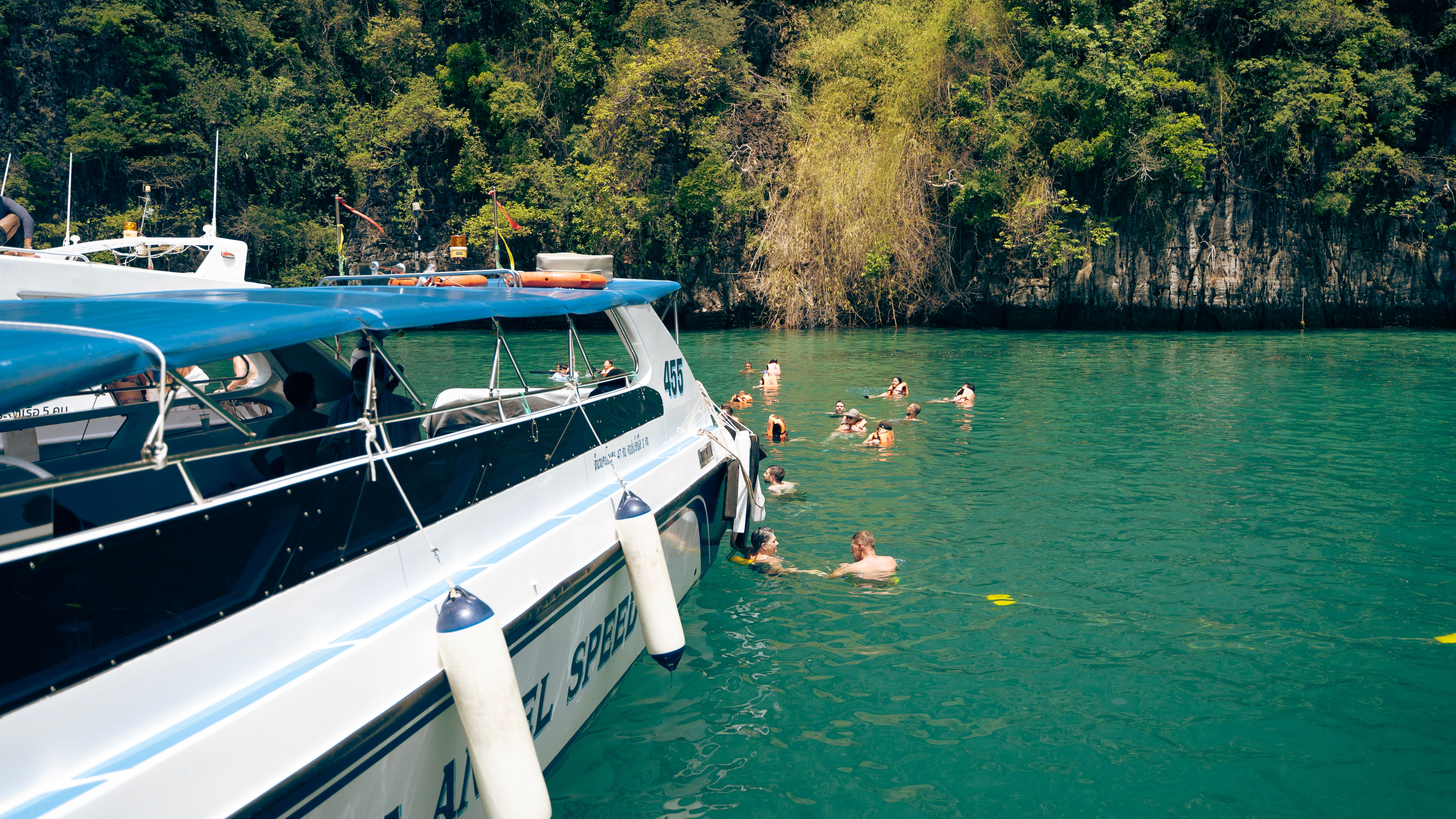What to Expect During Swimming Stops on a Boat Tour