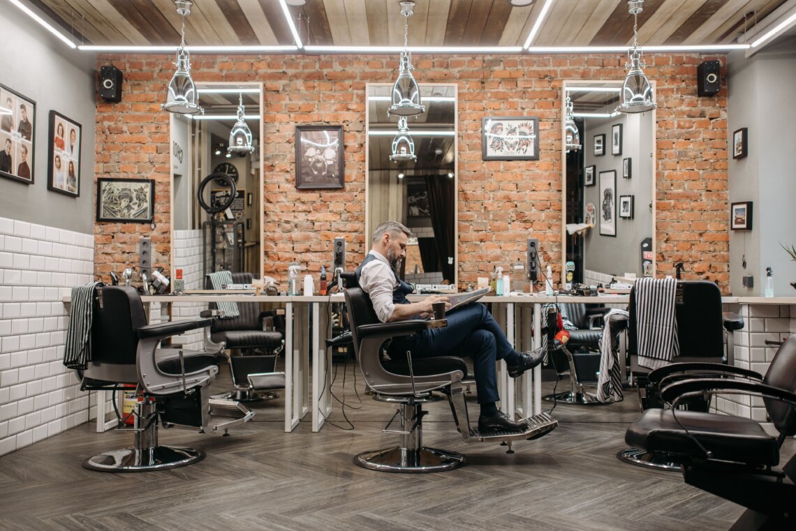 What New Clients Read in Your Salon’s Reviews Before They Book