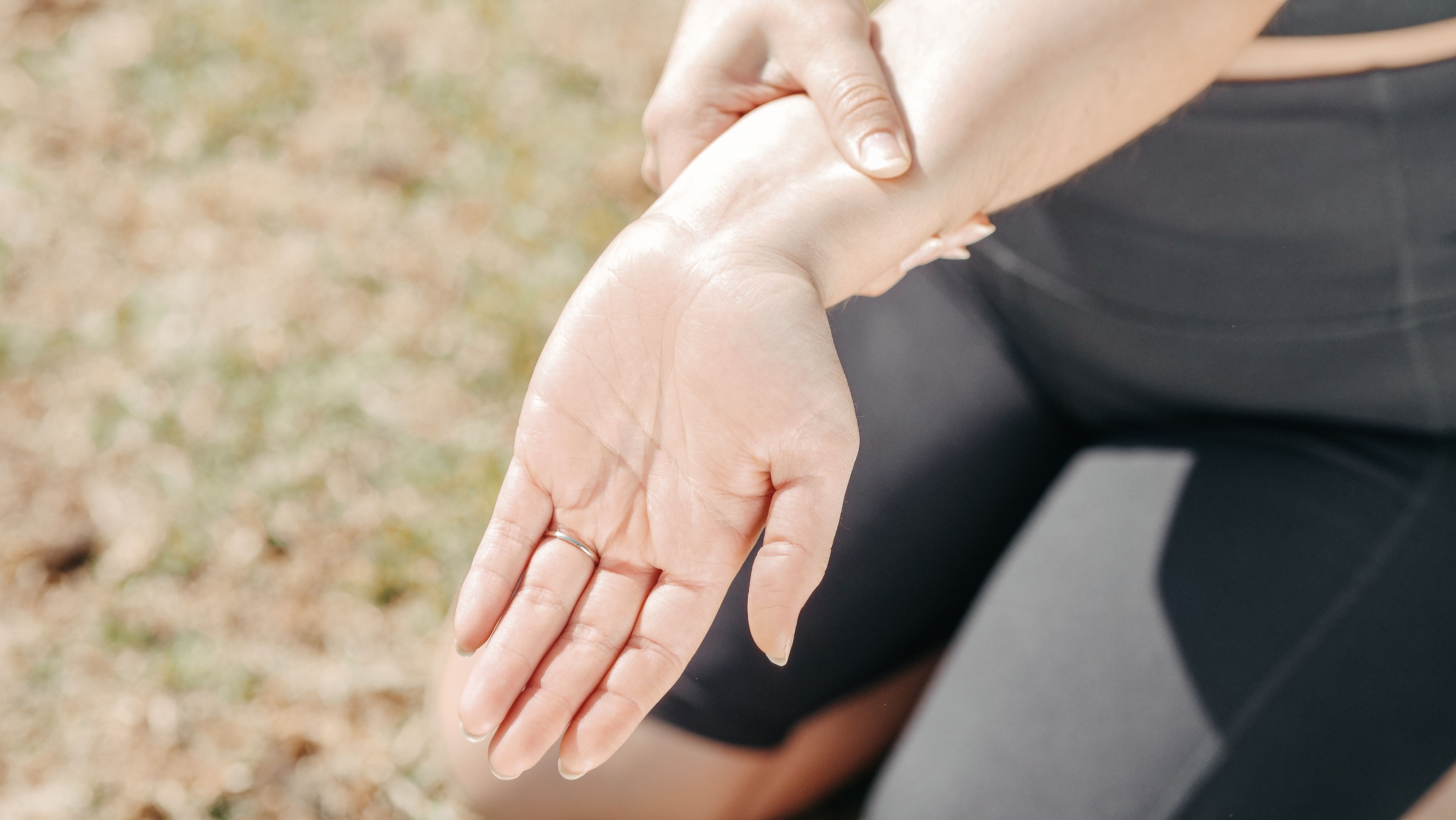 Managing Tendonitis: Recovery Strategies and When to Seek Professional Help
